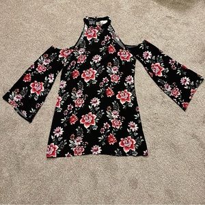 Floral flowy top for casual or formal wear // Women’s M